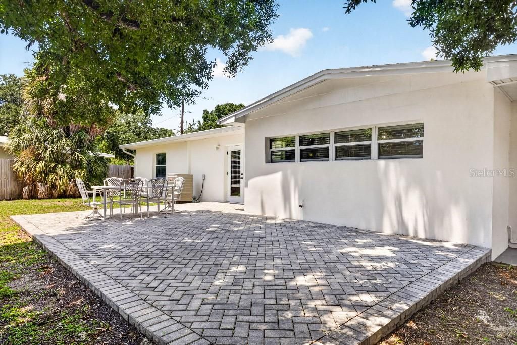 Activo con contrato: $685,000 (3 camas, 3 baños, 1826 Pies cuadrados)