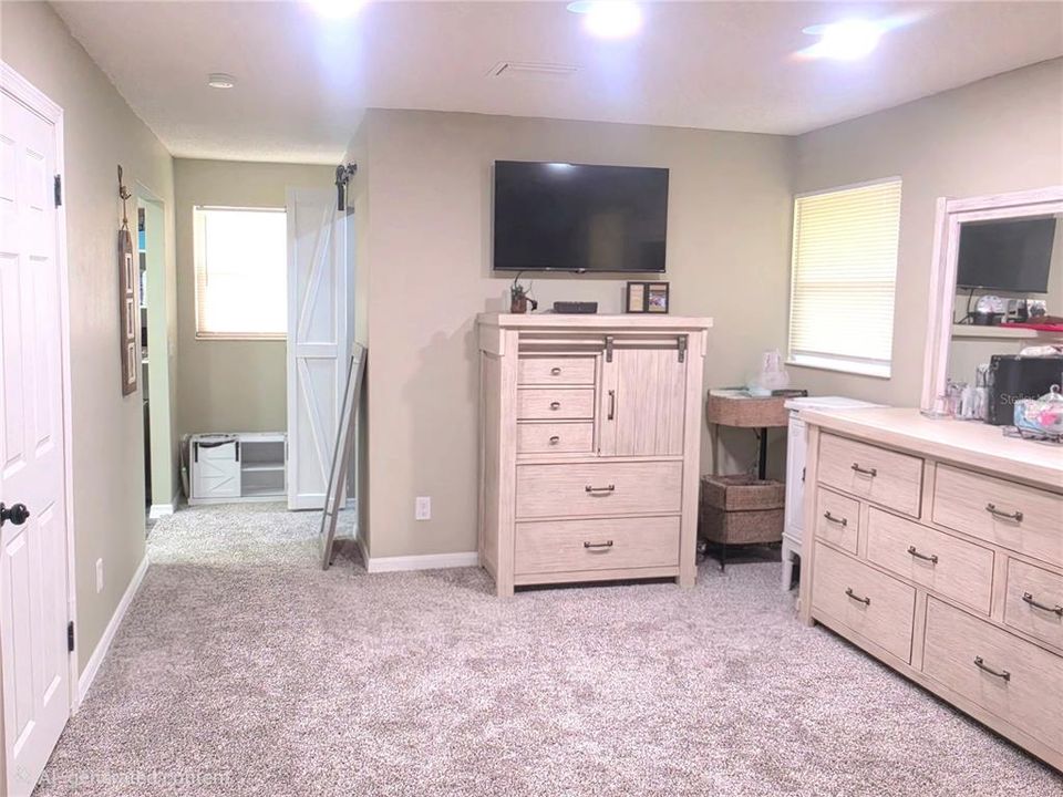 En Venta: $395,000 (2 camas, 2 baños, 1417 Pies cuadrados)