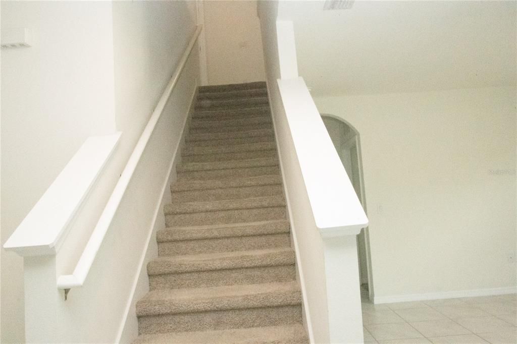 For Sale: $550,000 (5 beds, 3 baths, 2626 Square Feet)