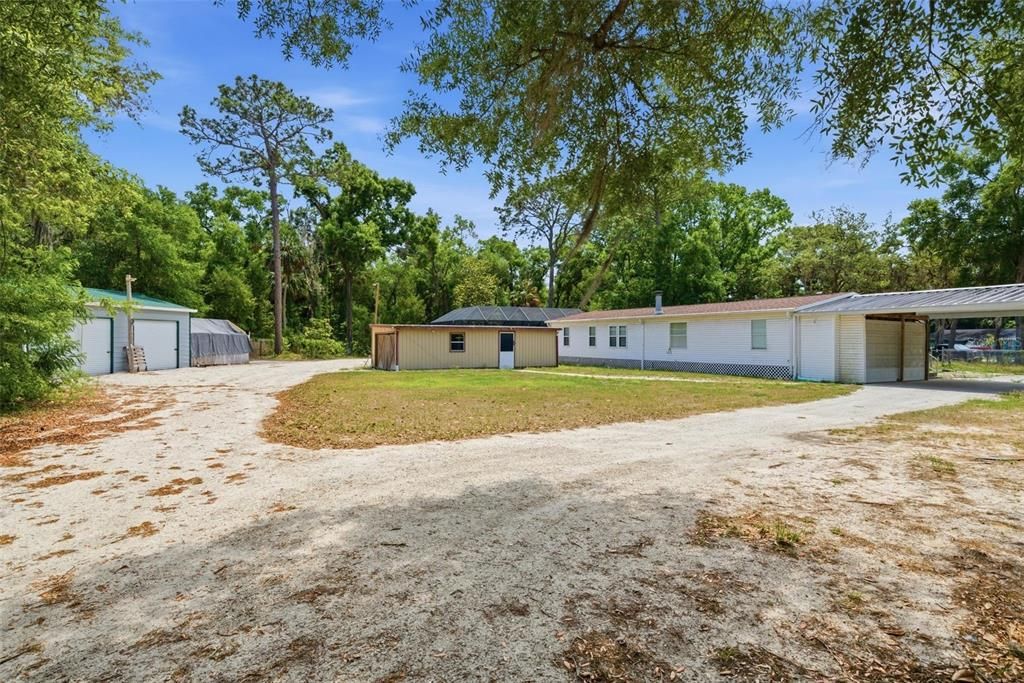 For Sale: $310,000 (3 beds, 2 baths, 1947 Square Feet)