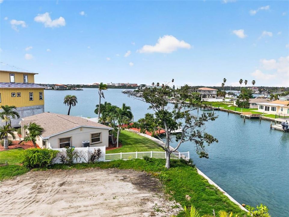En Venta: $655,000 (0.12 acres)