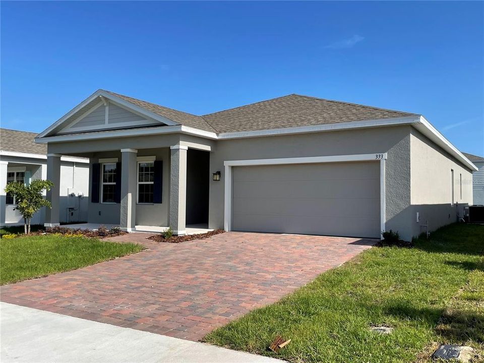 For Rent: $2,390 (4 beds, 3 baths, 1996 Square Feet)