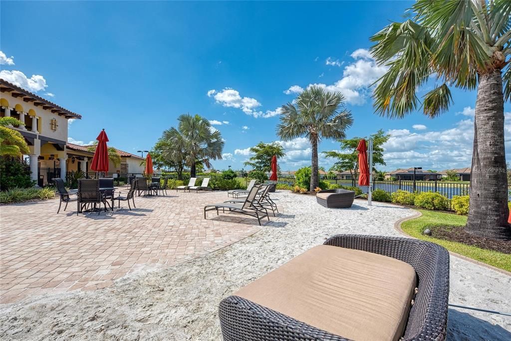 For Sale: $937,000 (3 beds, 3 baths, 2809 Square Feet)