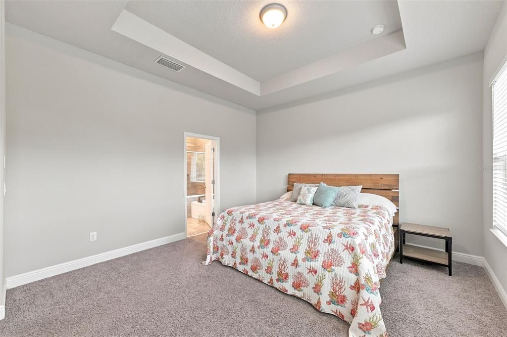 Activo con contrato: $543,000 (4 camas, 3 baños, 2589 Pies cuadrados)