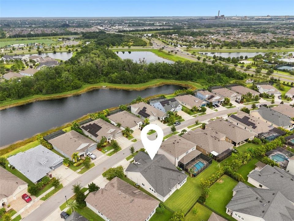 Activo con contrato: $543,000 (4 camas, 3 baños, 2589 Pies cuadrados)