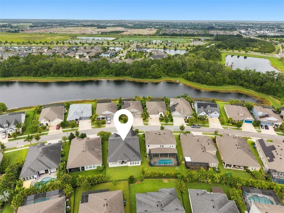 Activo con contrato: $543,000 (4 camas, 3 baños, 2589 Pies cuadrados)