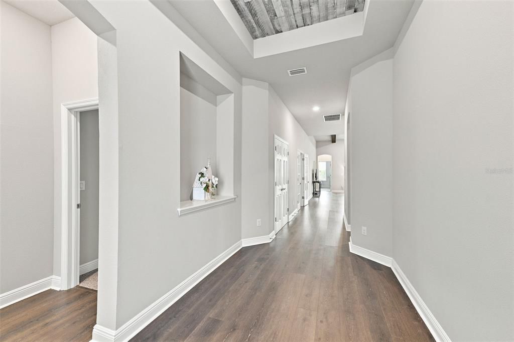 Activo con contrato: $543,000 (4 camas, 3 baños, 2589 Pies cuadrados)