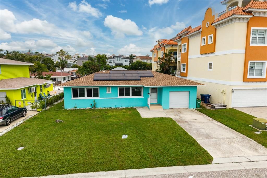 En Venta: $599,000 (3 camas, 2 baños, 1106 Pies cuadrados)