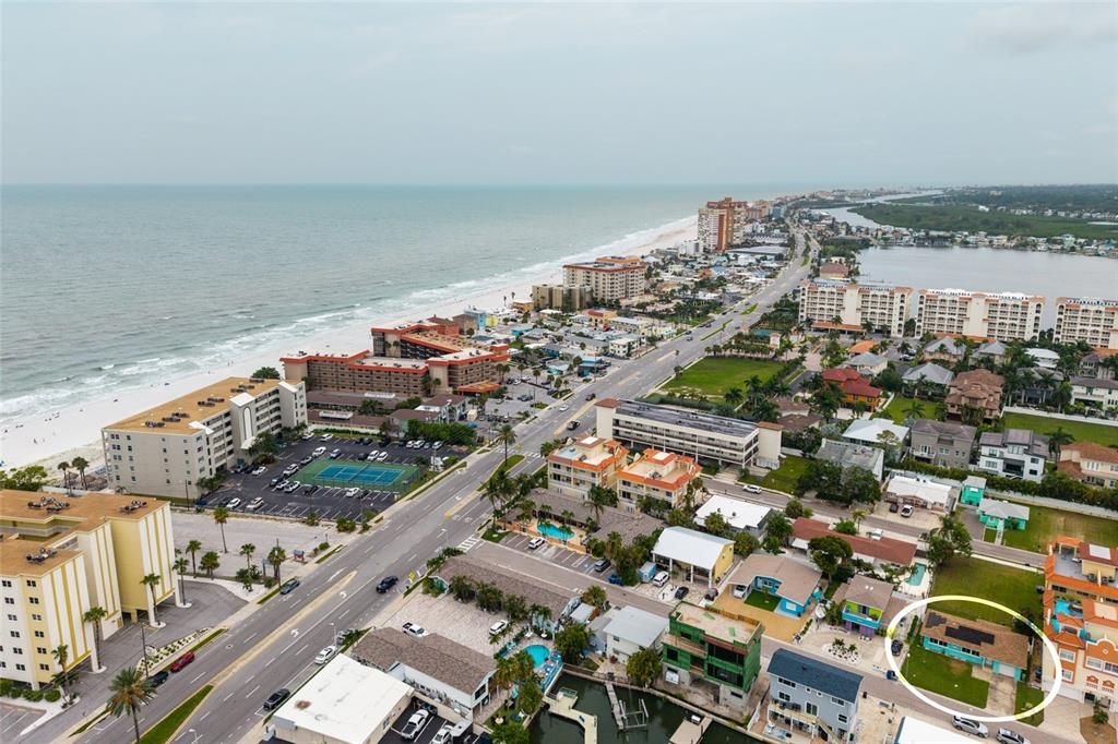 En Venta: $599,000 (3 camas, 2 baños, 1106 Pies cuadrados)