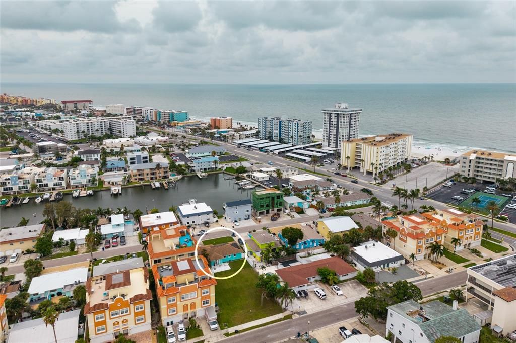 En Venta: $599,000 (3 camas, 2 baños, 1106 Pies cuadrados)