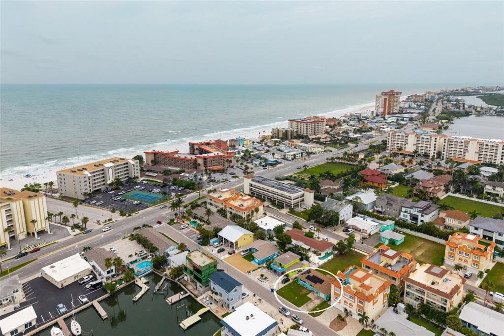 En Venta: $599,000 (3 camas, 2 baños, 1106 Pies cuadrados)
