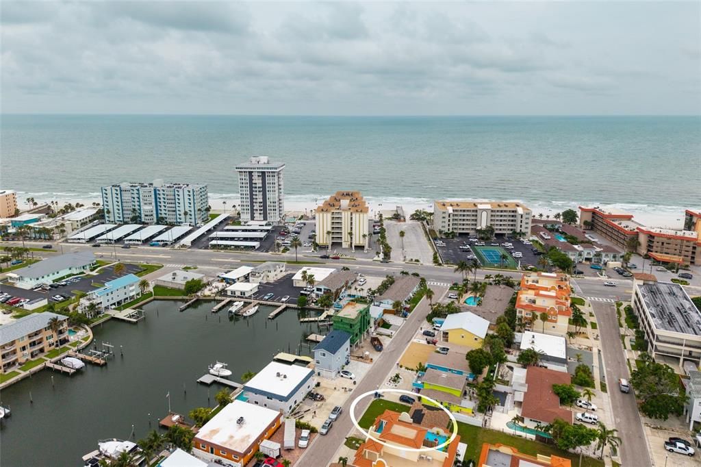 En Venta: $599,000 (3 camas, 2 baños, 1106 Pies cuadrados)