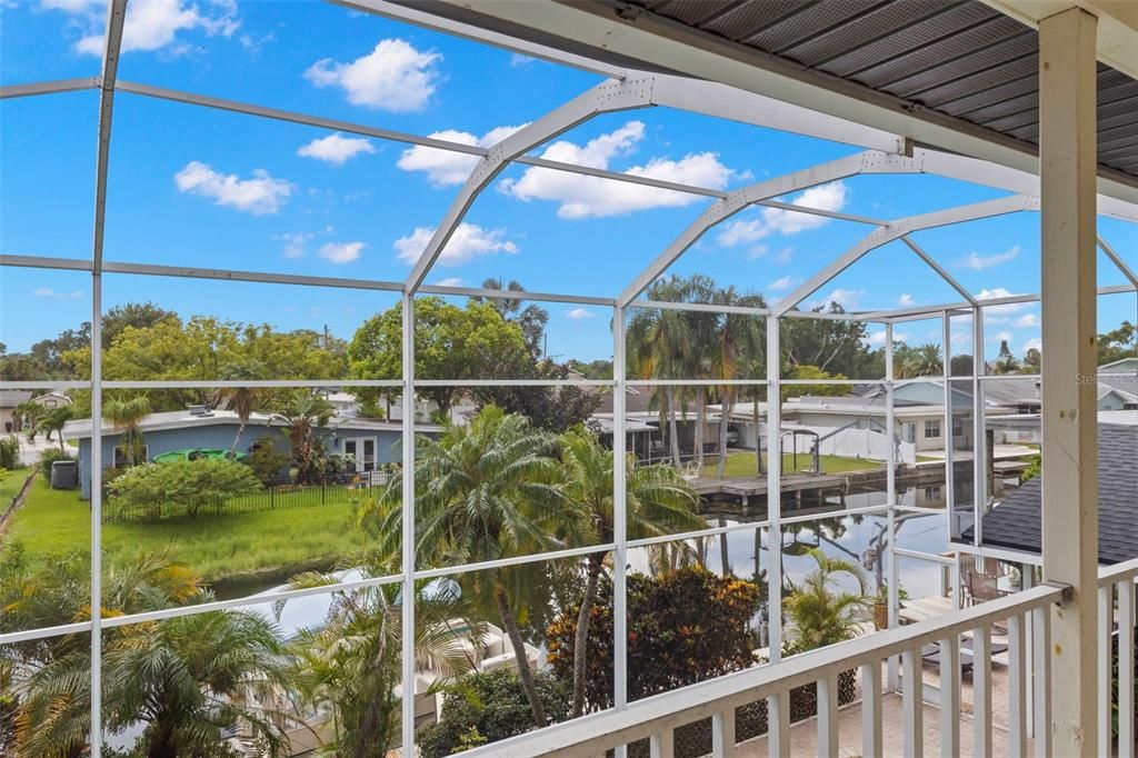 For Sale: $749,900 (3 beds, 4 baths, 2370 Square Feet)