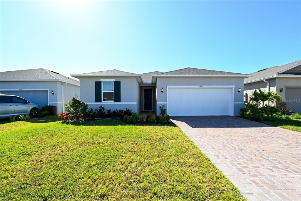 For Rent: $3,240 (3 beds, 3 baths, 2014 Square Feet)