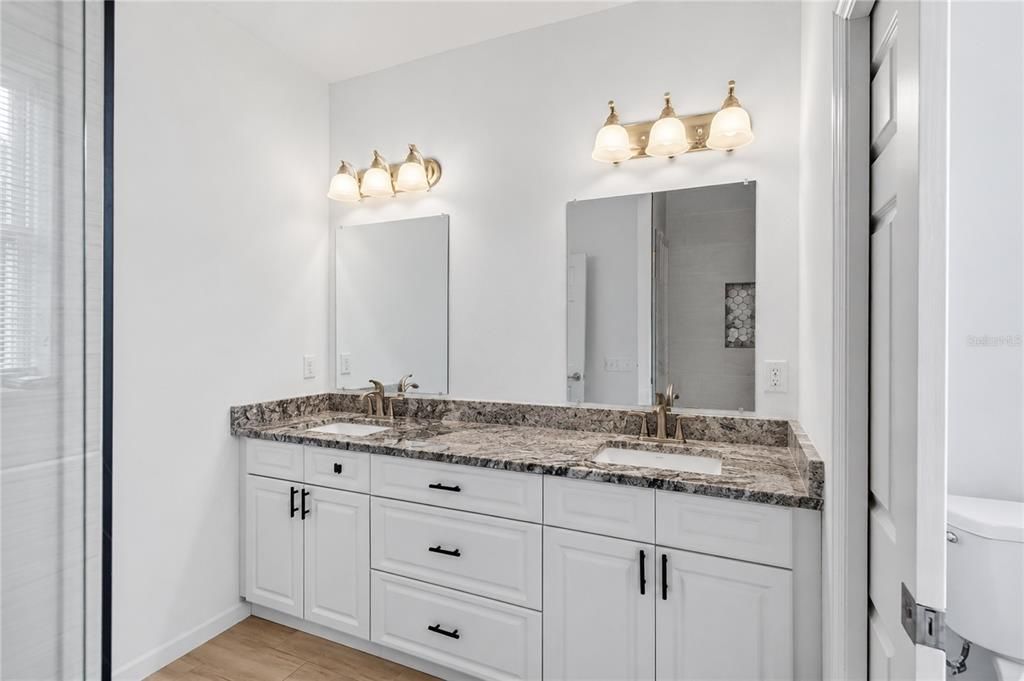 For Sale: $495,000 (4 beds, 3 baths, 2035 Square Feet)