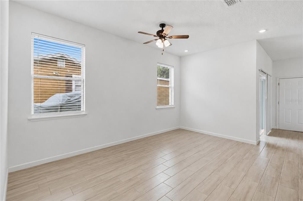 For Sale: $495,000 (4 beds, 3 baths, 2035 Square Feet)