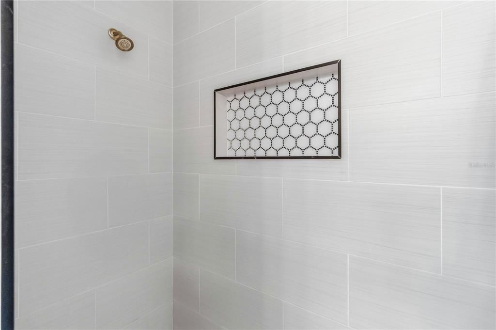 For Sale: $495,000 (4 beds, 3 baths, 2035 Square Feet)