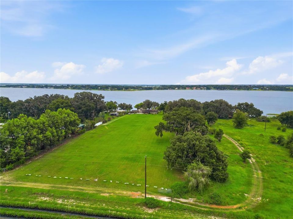 For Rent: $2,750 (3 beds, 3 baths, 2630 Square Feet)