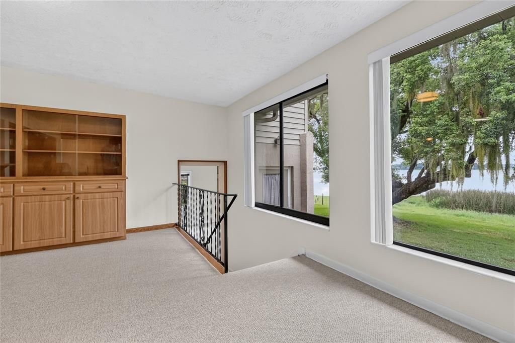 For Rent: $2,750 (3 beds, 3 baths, 2630 Square Feet)