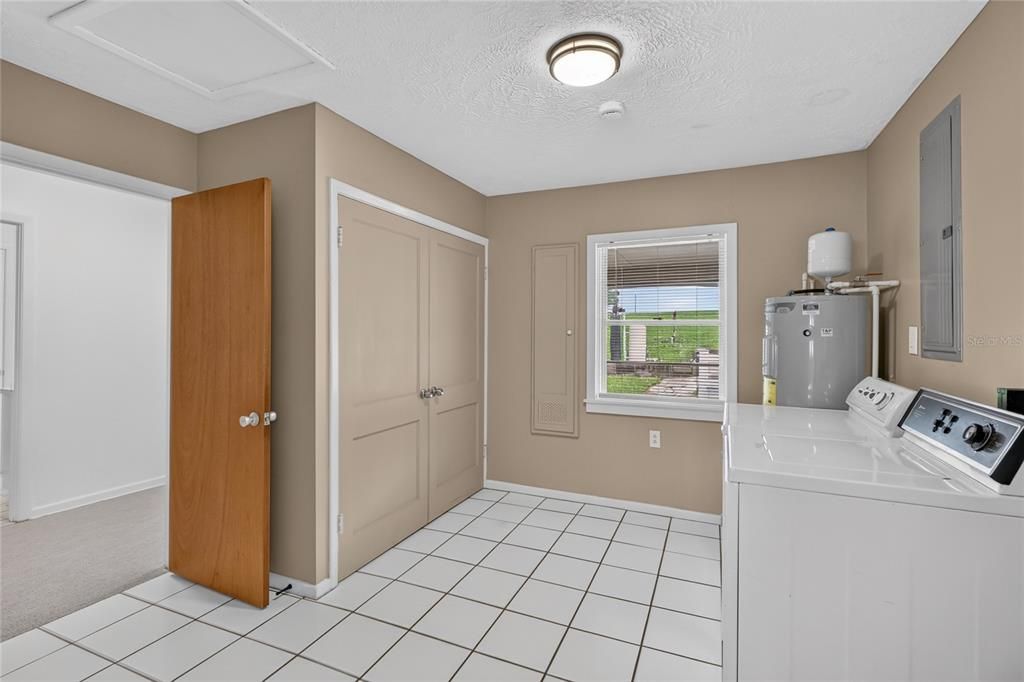 For Rent: $2,750 (3 beds, 3 baths, 2630 Square Feet)
