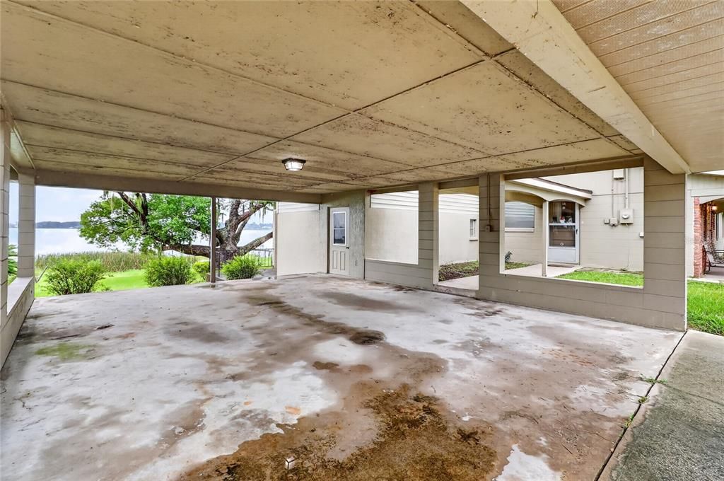 For Rent: $2,750 (3 beds, 3 baths, 2630 Square Feet)