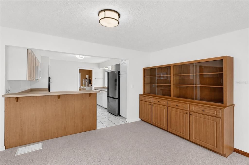 For Rent: $2,750 (3 beds, 3 baths, 2630 Square Feet)