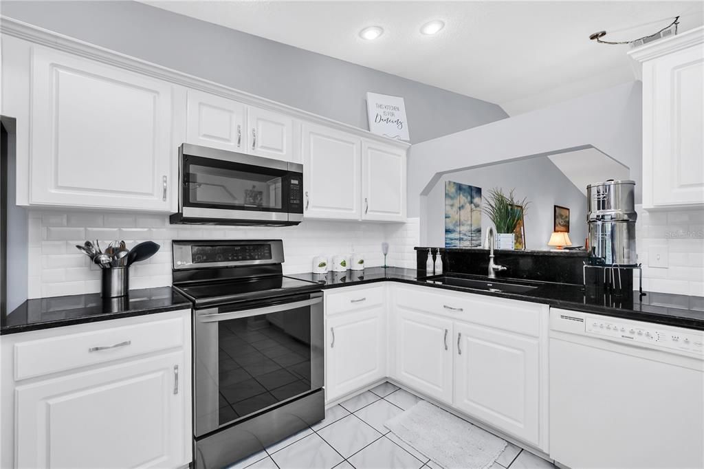 En Venta: $270,000 (2 camas, 2 baños, 1447 Pies cuadrados)