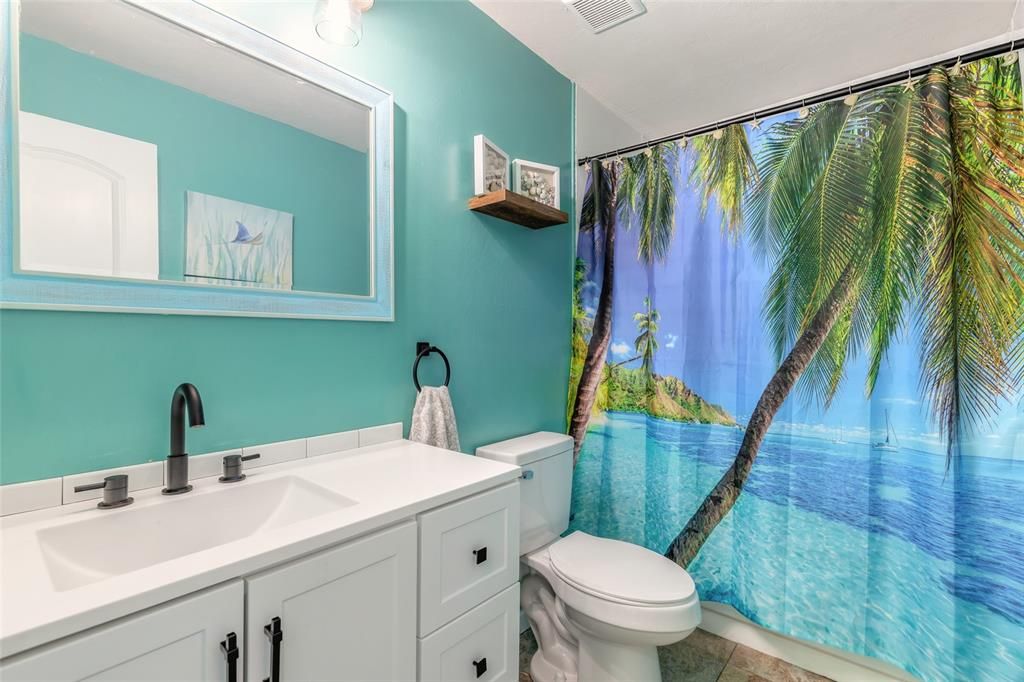 For Sale: $299,000 (3 beds, 2 baths, 1260 Square Feet)