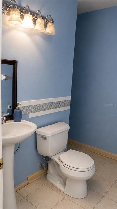 На продажу: $245,000 (3 спален, 2 ванн, 1560 Квадратных фут)