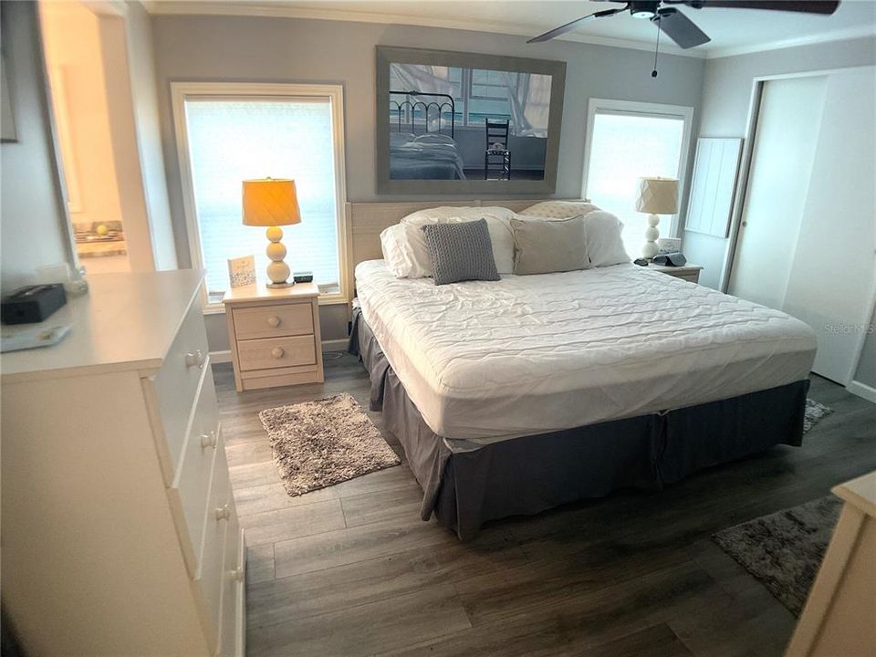 For Sale: $124,900 (2 beds, 2 baths, 1152 Square Feet)