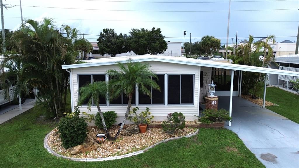 For Sale: $124,900 (2 beds, 2 baths, 1152 Square Feet)