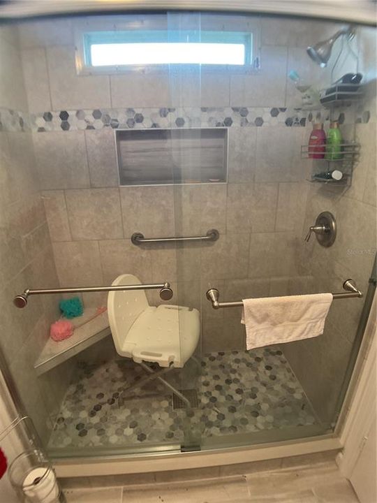 For Sale: $124,900 (2 beds, 2 baths, 1152 Square Feet)