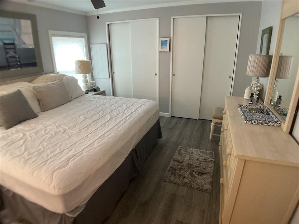For Sale: $124,900 (2 beds, 2 baths, 1152 Square Feet)