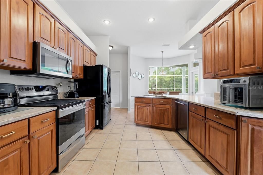 En Venta: $417,500 (3 camas, 2 baños, 2089 Pies cuadrados)