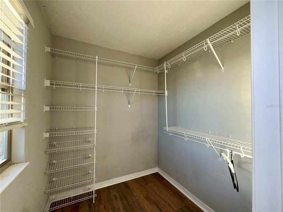 For Rent: $2,800 (3 beds, 2 baths, 1451 Square Feet)