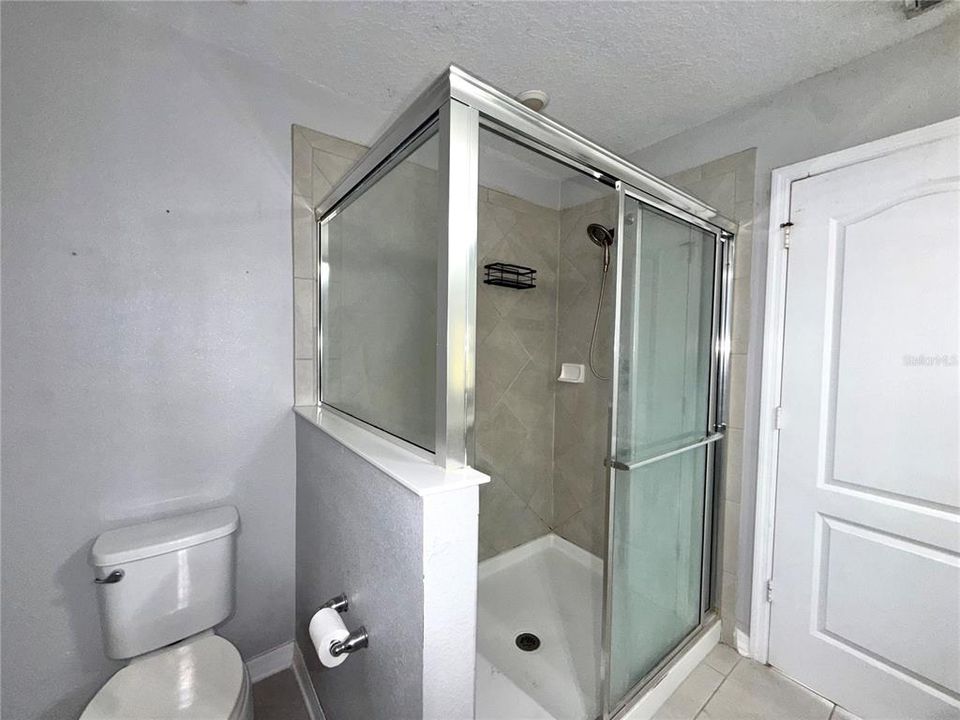 For Rent: $2,800 (3 beds, 2 baths, 1451 Square Feet)