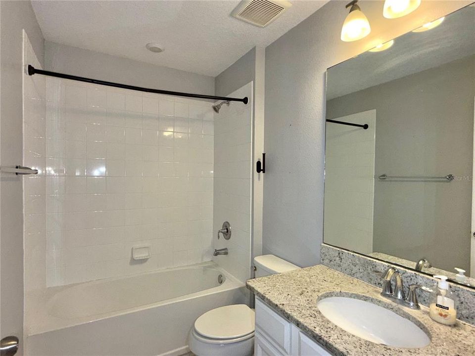 For Rent: $2,800 (3 beds, 2 baths, 1451 Square Feet)