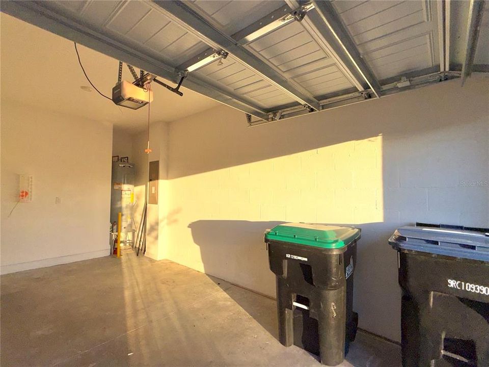 For Rent: $2,800 (3 beds, 2 baths, 1451 Square Feet)
