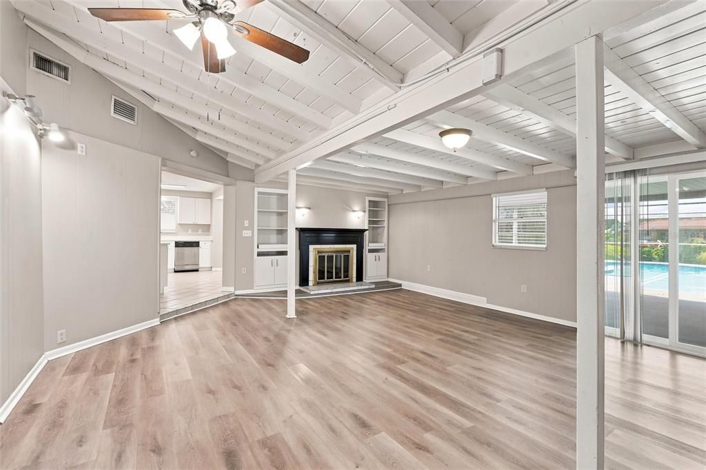 For Sale: $499,900 (3 beds, 2 baths, 2247 Square Feet)
