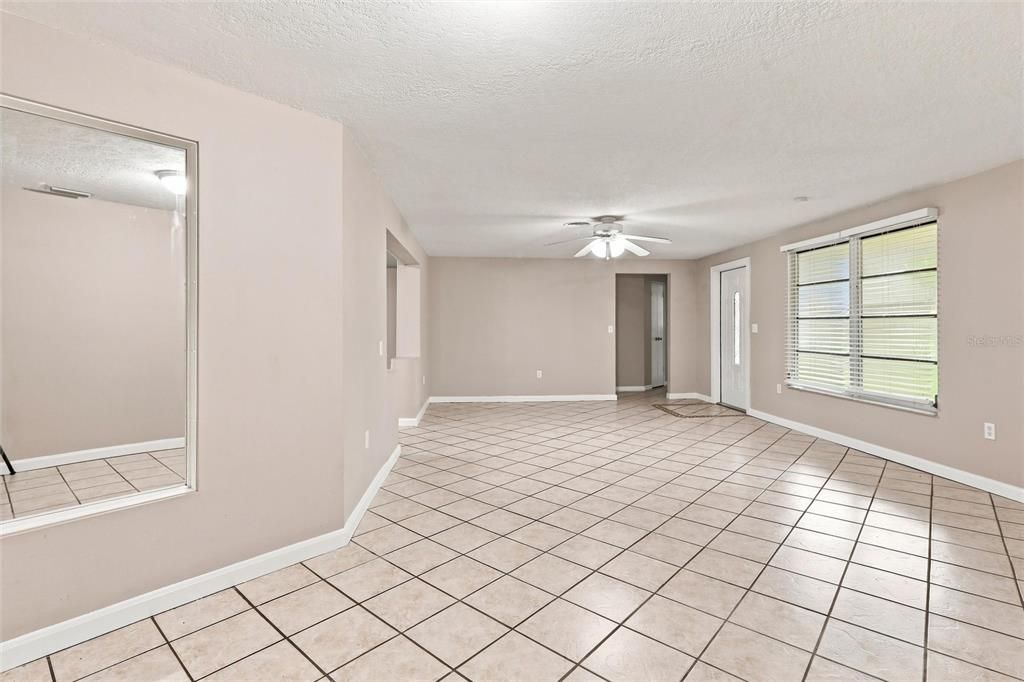 For Sale: $499,900 (3 beds, 2 baths, 2247 Square Feet)