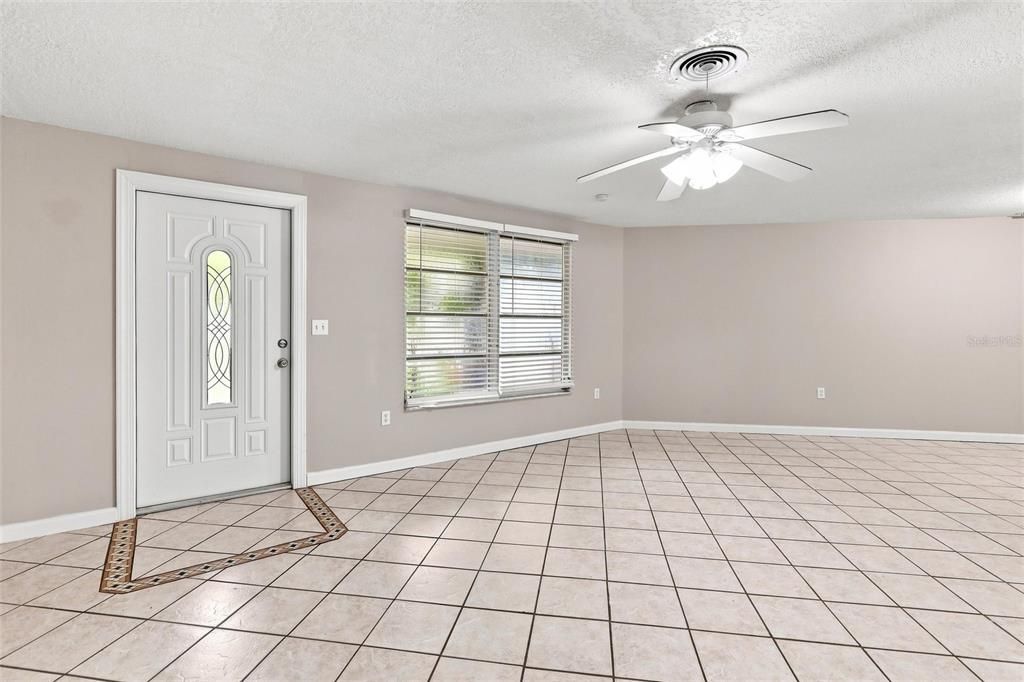 For Sale: $499,900 (3 beds, 2 baths, 2247 Square Feet)