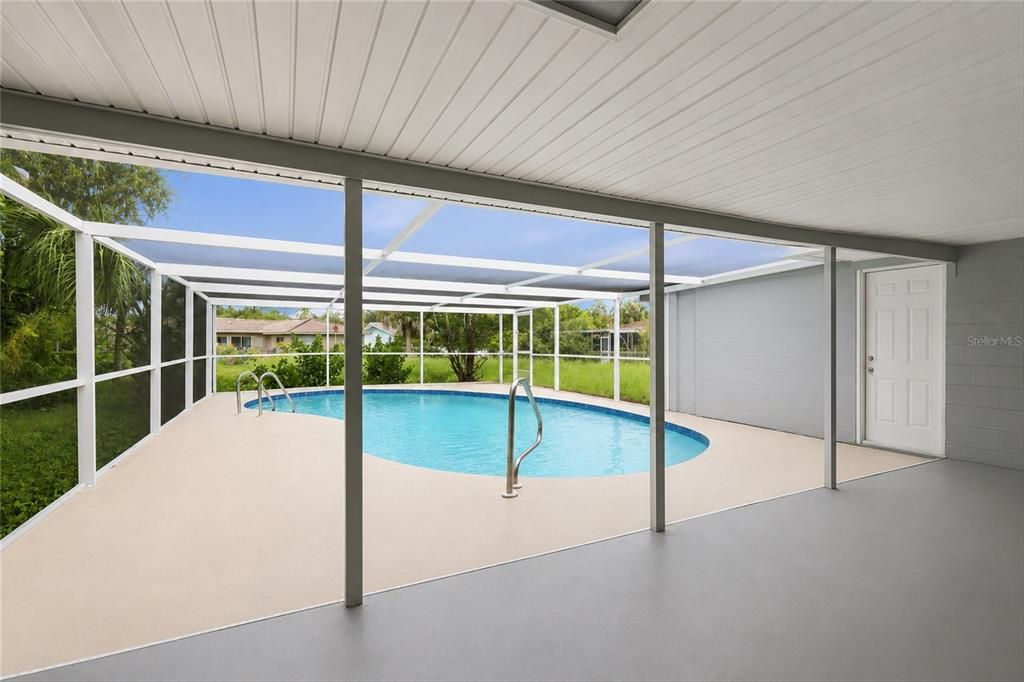 For Sale: $499,900 (3 beds, 2 baths, 2247 Square Feet)