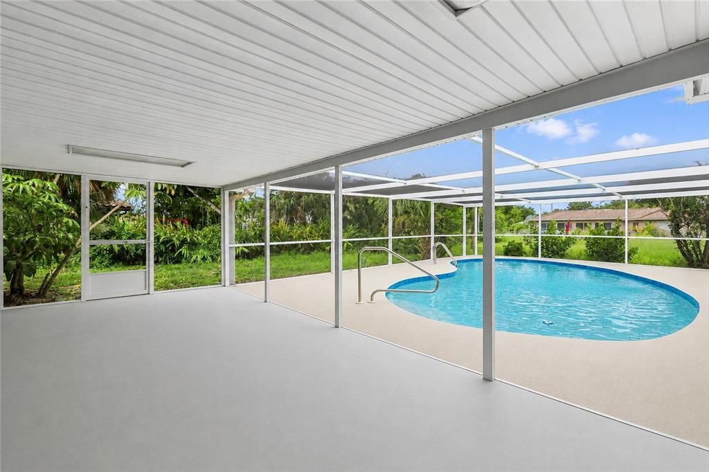 For Sale: $499,900 (3 beds, 2 baths, 2247 Square Feet)