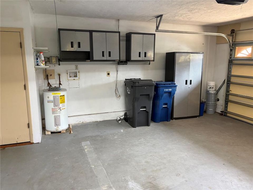 For Rent: $2,700 (3 beds, 2 baths, 1188 Square Feet)