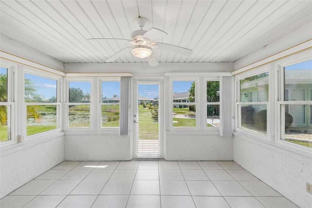 Activo con contrato: $229,900 (2 camas, 2 baños, 1516 Pies cuadrados)