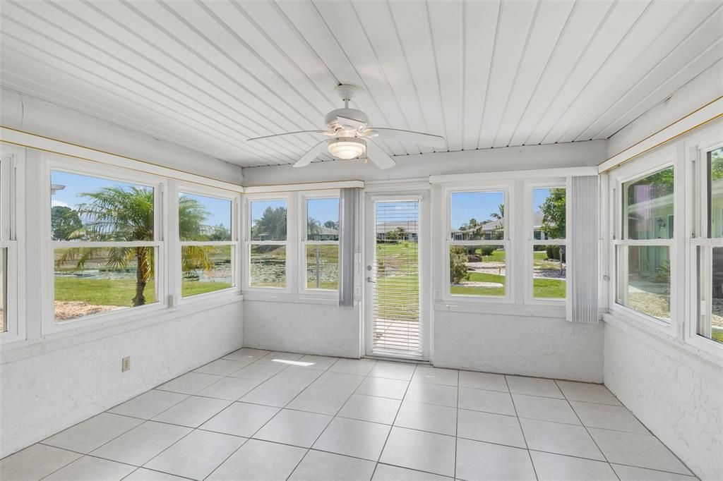 Activo con contrato: $229,900 (2 camas, 2 baños, 1516 Pies cuadrados)