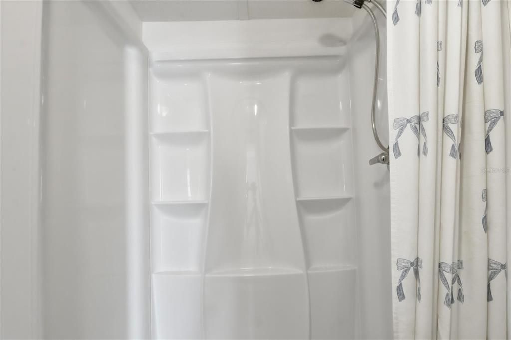 For Sale: $229,900 (3 beds, 2 baths, 1152 Square Feet)