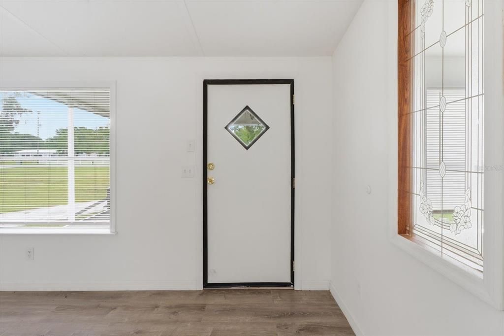 For Sale: $229,900 (3 beds, 2 baths, 1152 Square Feet)