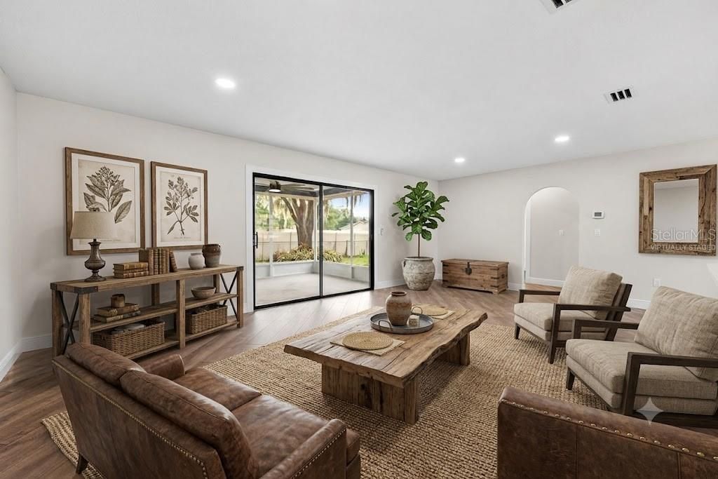 Activo con contrato: $266,500 (2 camas, 2 baños, 1120 Pies cuadrados)