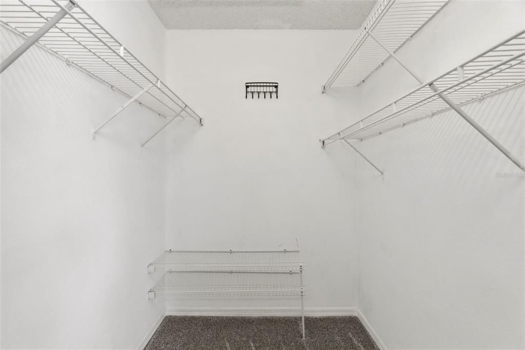 For Sale: $190,000 (2 beds, 2 baths, 1080 Square Feet)